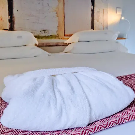 Chiado Arty Flats 4* Lisbon