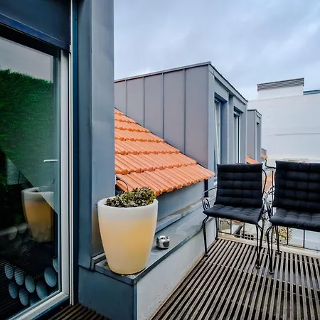 Chiado Arty Flats Aparthotel Lisbon