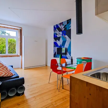 Chiado Arty Flats 4* Lisbon