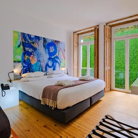 Chiado Arty Flats 4*