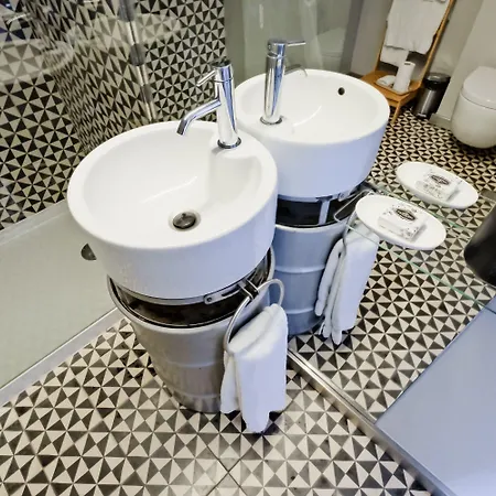 Chiado Arty Flats 4*